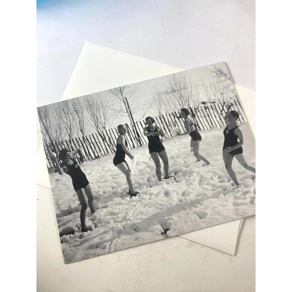C.O. Bigelow Nostalgic Holiday Note Cards Set Of 12 Blank Cards With Envelopes - Picture 5 of 6
